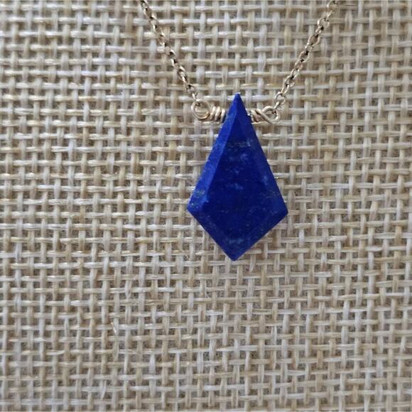 Lapis Lazuli and gold plated Delicate Pendant Necklace‎ - Picture 4 of 6